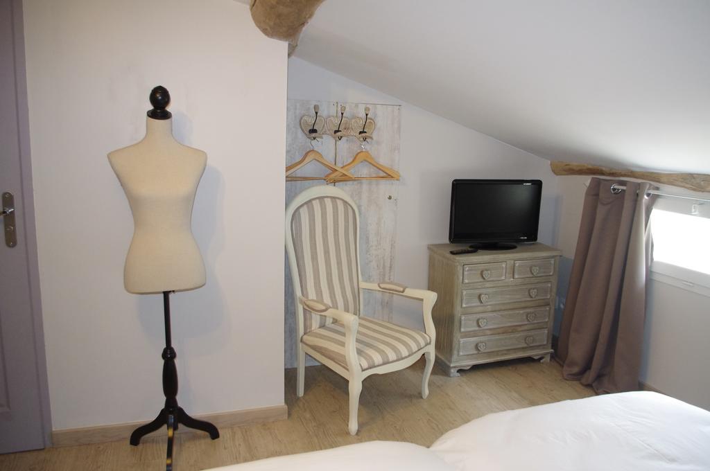ساتْ Le Clos Des Oiseaux الغرفة الصورة